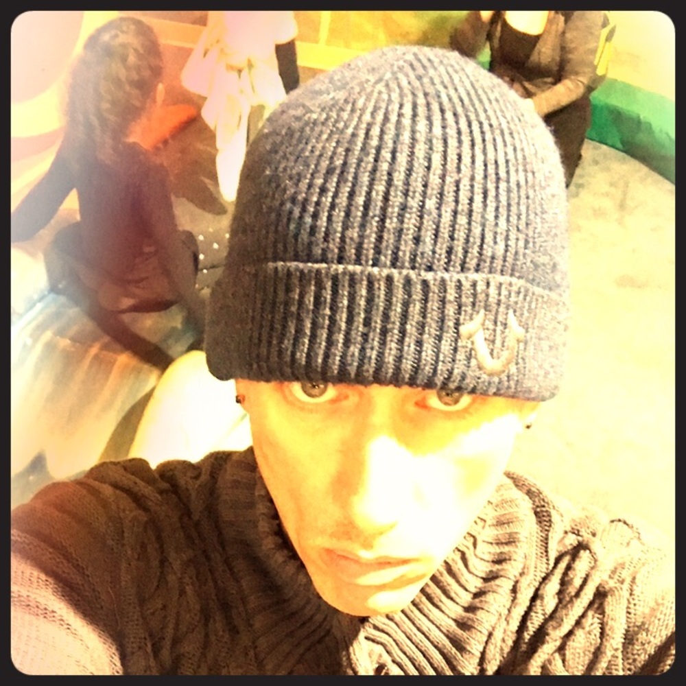 Meet your Posher, Justin